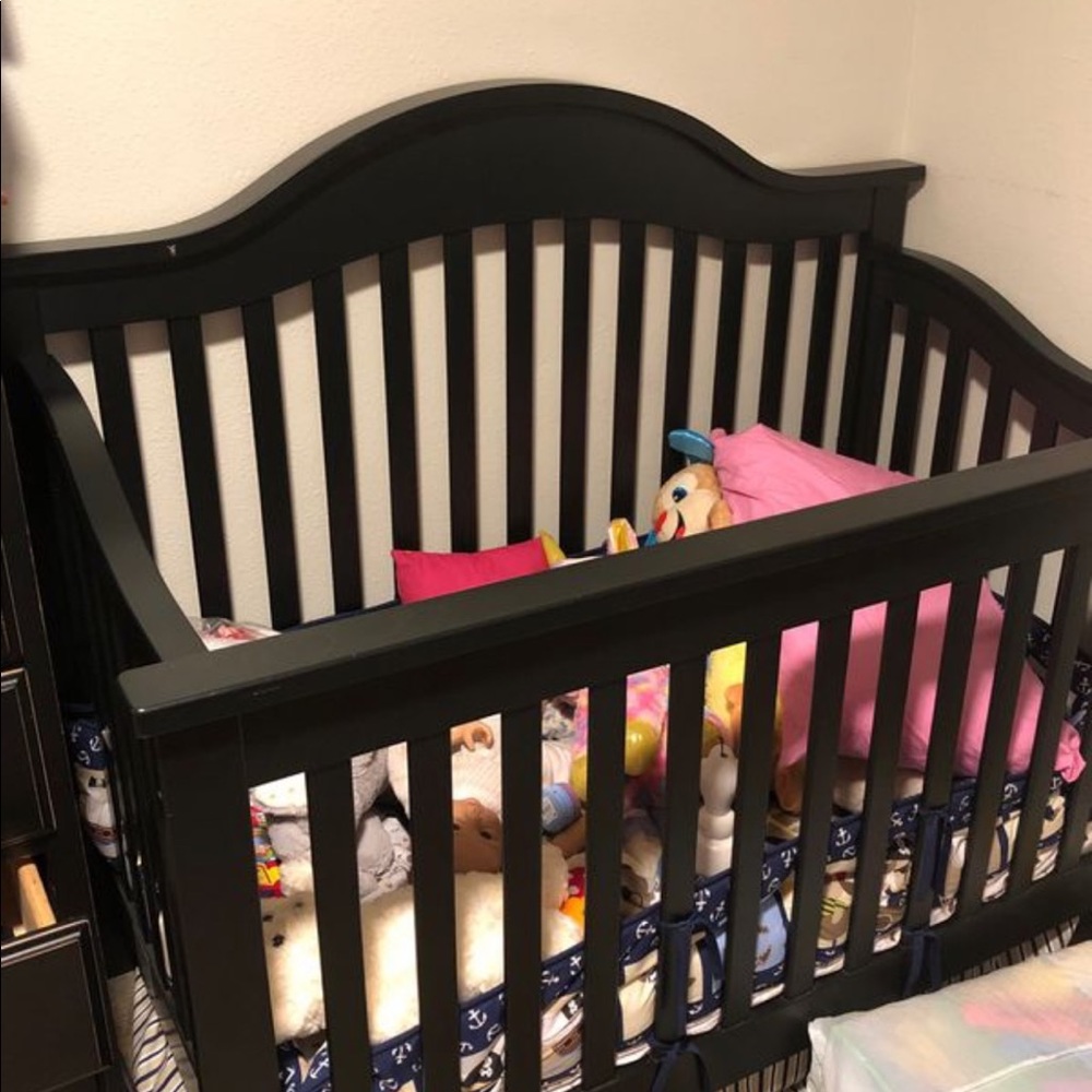 Baby crib